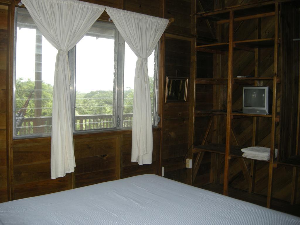 Apartments Chez Milady Utila Room photo